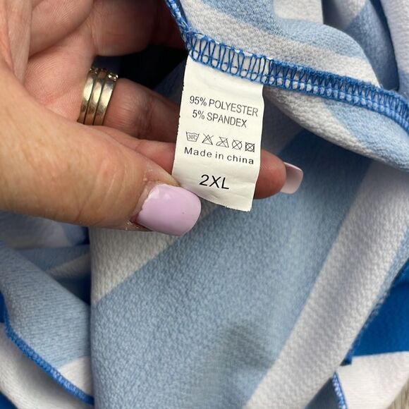 Blue & White Striped Off the Shoulder 3/4 Flare Sleeve Tie Knot Blouse.  2XL - Picture 7 of 11